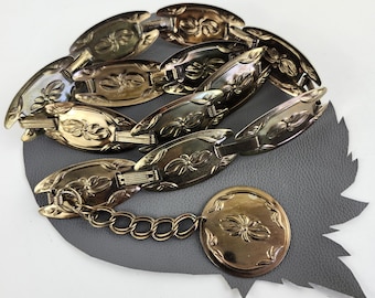 Nine West Vintage Metal Heart Chain Belt Brass Tone Link Heart Charm 43 Y2K Boho Nine West Vintage Heart Charm Chain Belt, Brass Tone Y2K  main image 3