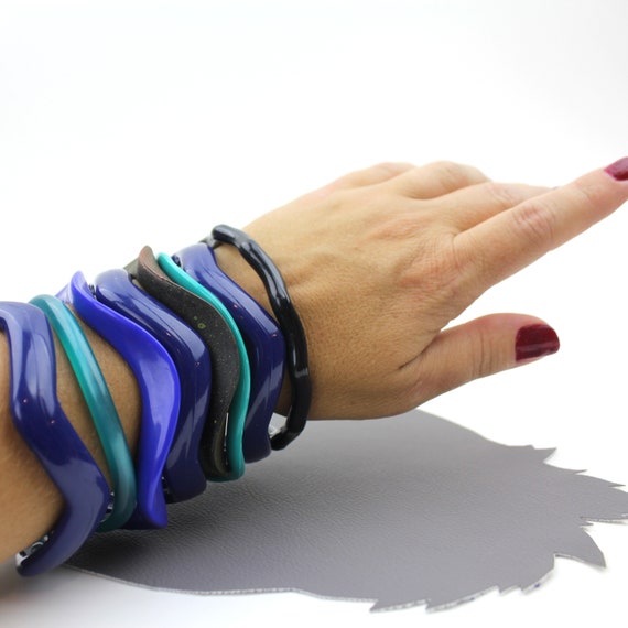 Black plastic bangles deals