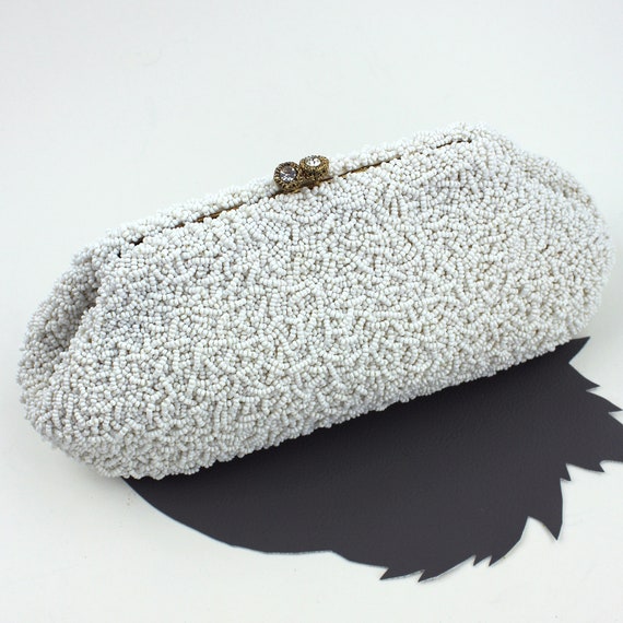 White Fully Beaded Vintage Clutch / Handmade by Mandarin Arts Hong Kong / Wedding Bride Clutch / White Seed Bead Clutch / Keepsake Purse View 3