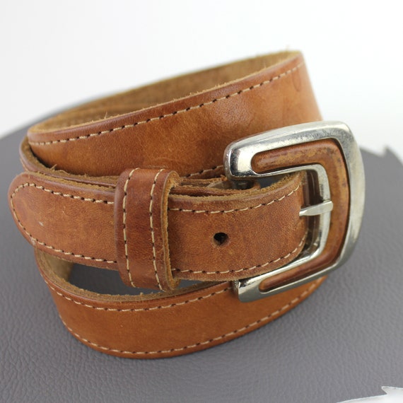 Tobacco Brown Leather Belt with Silver Metal Buckle size 32 / Distressed Leather Belt / Vintage Leather Belt / Brown Vintage Daylor Belt