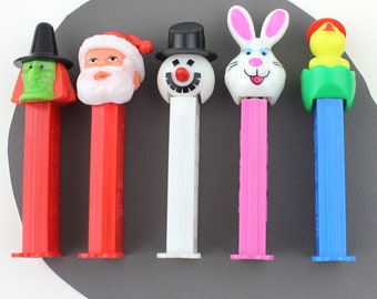 Vintage Holiday Pez Dispenser Set / Pez Candy Toy / Vintage Pez 1971 Witch 1998 Bunny 1994 Chick/ Christmas Easter Halloween Candy Dispenser