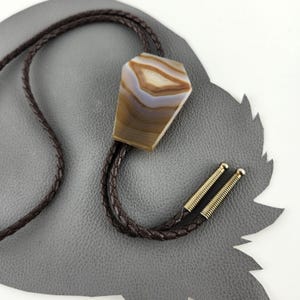 Vintage Brown Lavender Gray Agate Western Bolo Tie with Brown Leather Cord and Brass Aglets