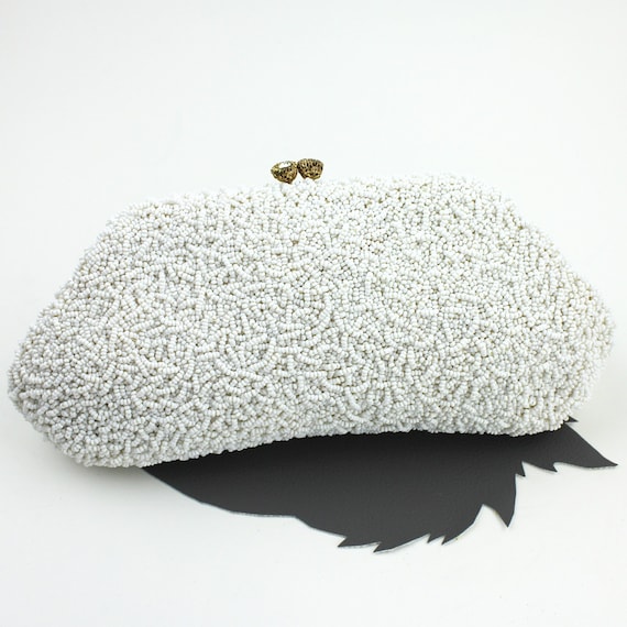 White Fully Beaded Vintage Clutch / Handmade by Mandarin Arts Hong Kong / Wedding Bride Clutch / White Seed Bead Clutch / Keepsake Purse