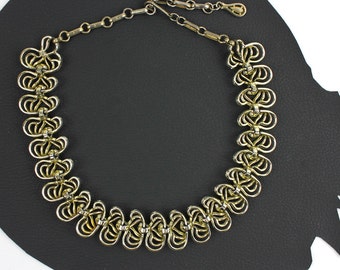 Gold Tone Choker Necklace Light Weight 