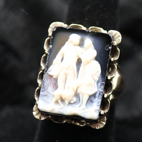 Ungewöhnlicher 10Kt Gelbgold Cameo Ring - Soldatin -Tricorner Hut, Jungfrau und Hund-13 Gramm