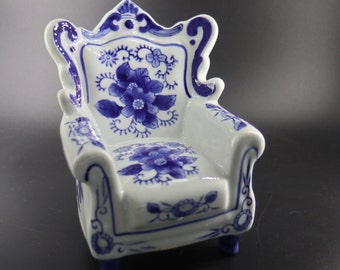 Nantucket Home Porcelain Chair 1950's