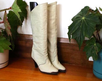 Off White Leather Boots by Zodiac - Women's Size-6M - Knee High - Vintage 1980s