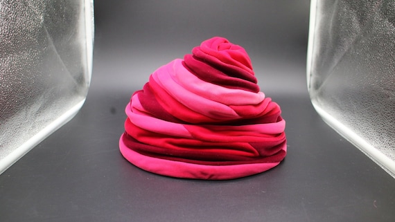 Betmar Velvet Hat -1960's Mod