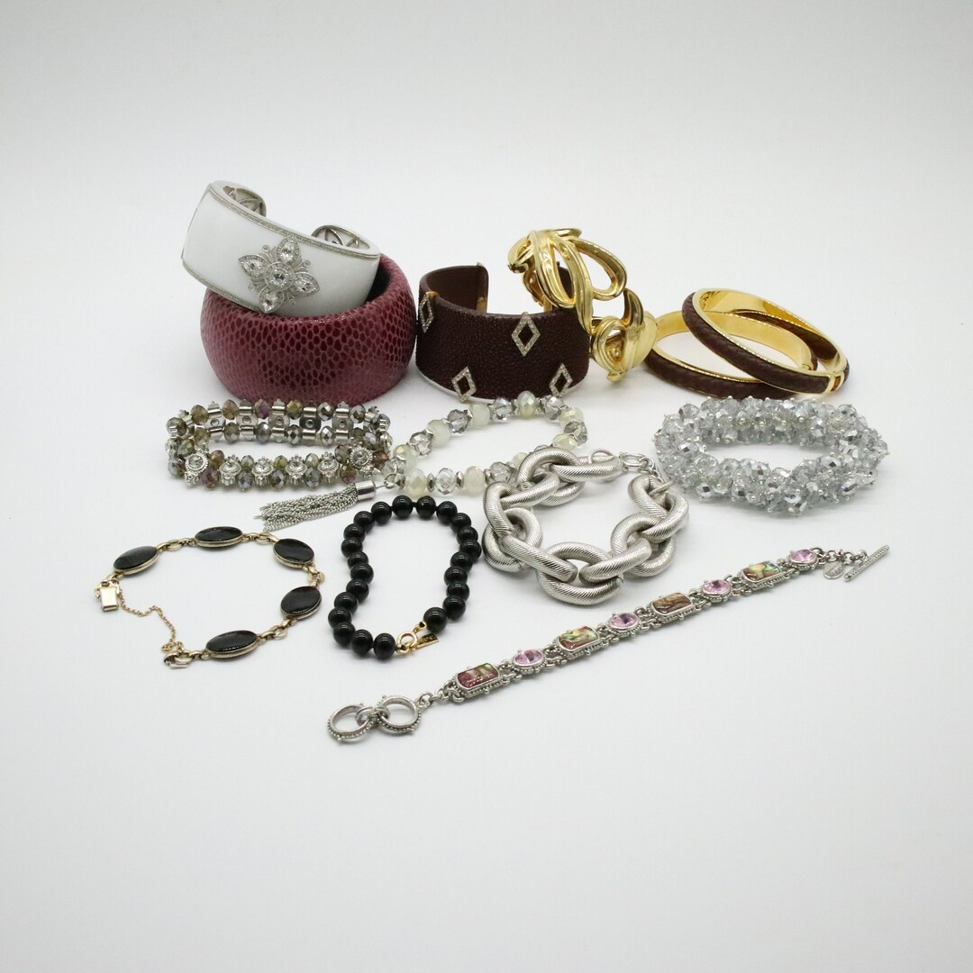Vintage 1980s-2000s Bracelets 13 Pieces in Very Good to Excellent ...