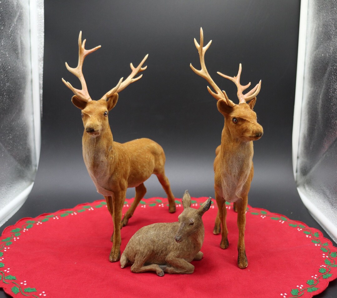 Vintage Reindeer Figurines 2 Flocked Bucks With 3 Babies Etsy