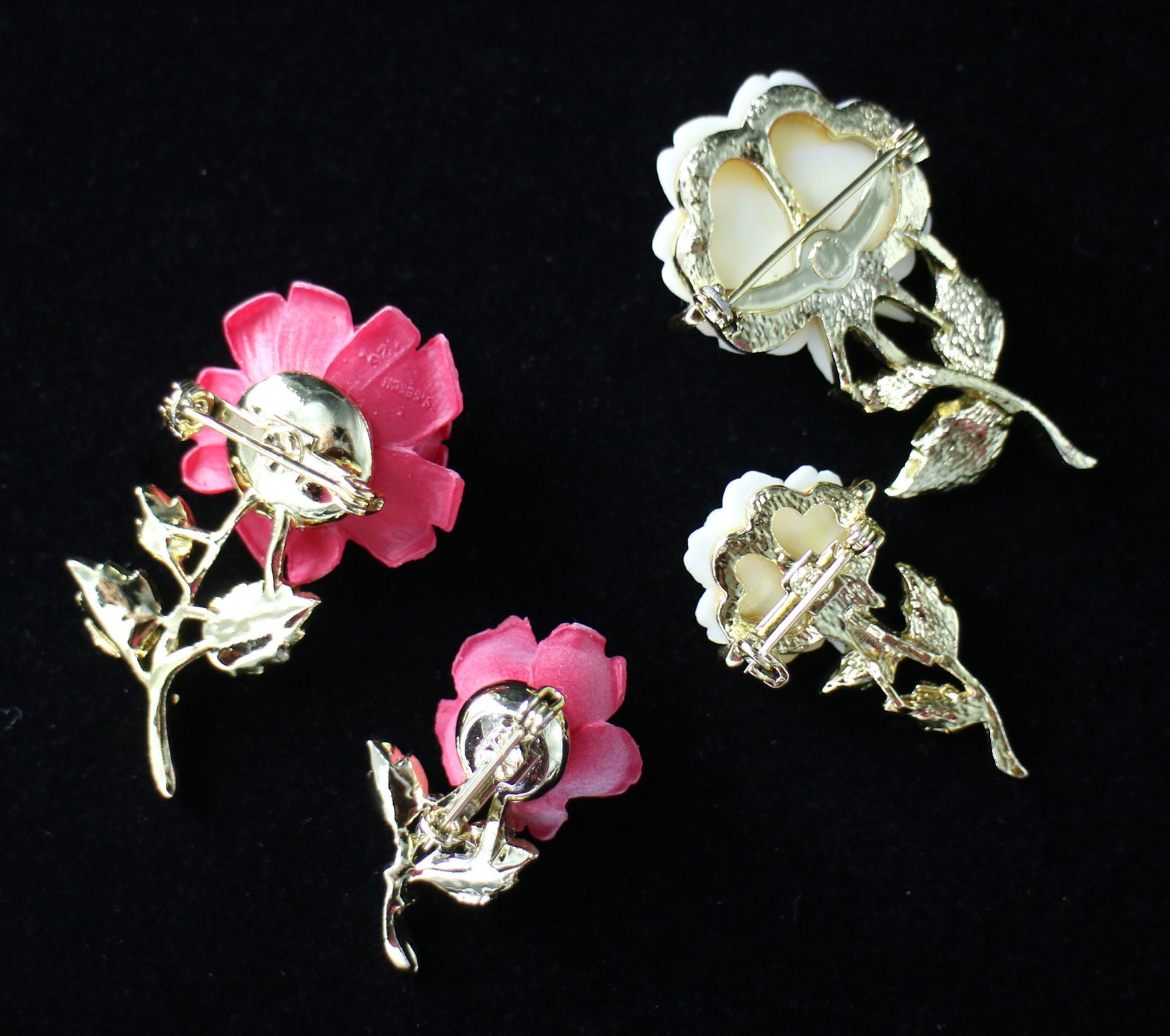 Rose Pins 4 Pink and White in Excellent Condition Etsy Nederland