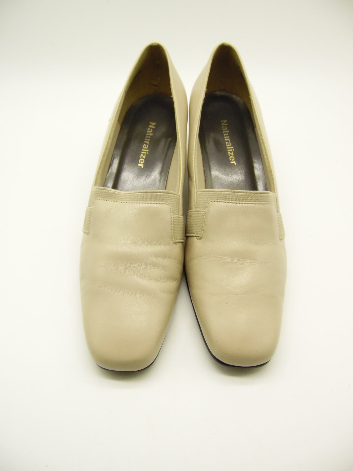 Beige Pumps with Block Heels Sz 9 Etsy