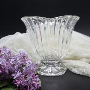 Crystal Vase in Excellent Condition - Baccarat???