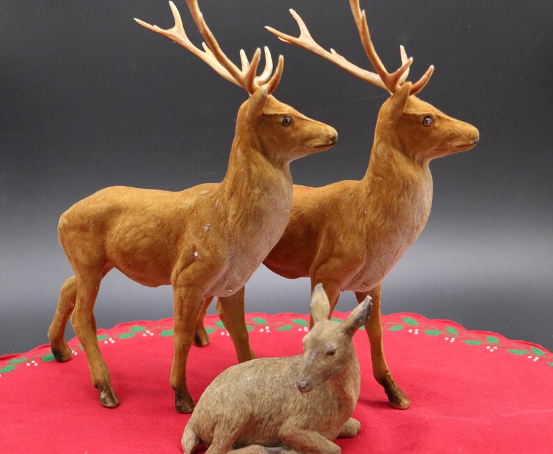Vintage Reindeer Figurines 2 Flocked Bucks With 3 Babies Etsy