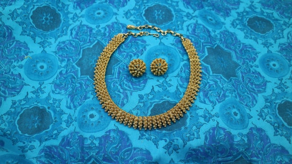 9239 Choker Necklace /& Clip Earrings Vintage Cathe/' Demi Parure