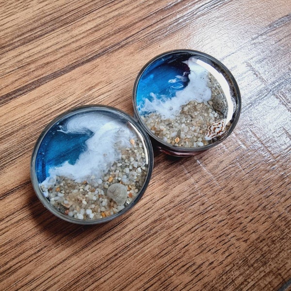 Ocean plugs sizes 10mm (00g) and above . FOR PAIR.