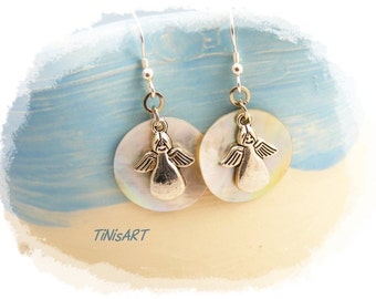 Silver earrings with angels, white, mother-of-Pearl disc