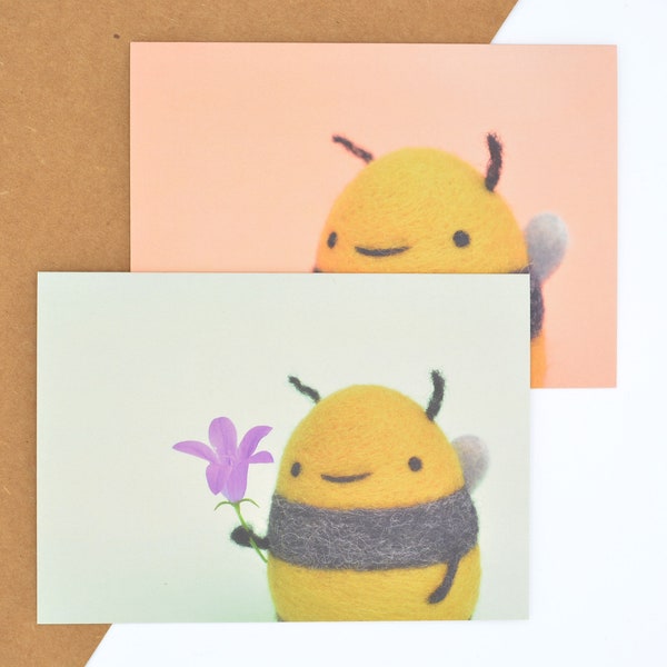 Bee Greetings Cards