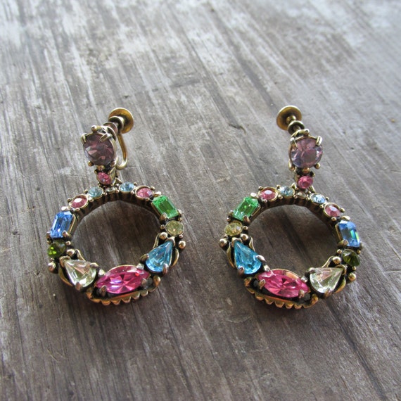 Gorgeous Hollycraft 1953 Multicolored Rhinestone S