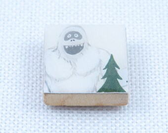 Cute  Abominable Snowman Needle Minder