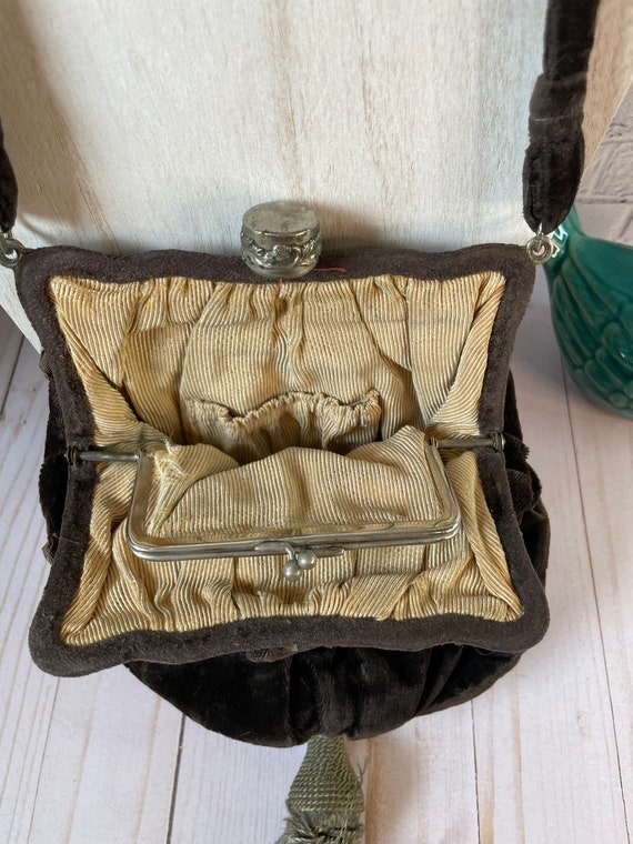 Edwardian Women’s Velvet Handbag - image 7