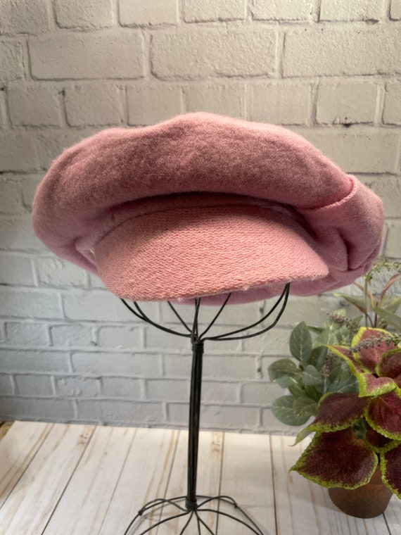 Woman's 1970s Style Durby Hat - image 3