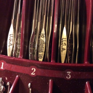BOYE, Made in USA, 1980s, Steel, Crochet Hooks, Thread Crochet, Tatting, U.S.A. on grip, Single hooks, Most Sizes 00 to 14, Newell