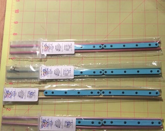 Susan BATES, Marcia Lynn, Maltese Crochet, Hairpin Lace, Crochet Loom, 12 Inch Adjustable, Rose Aluminum Rods, Plastic Bars, Made in USA