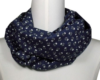 Boucle pour femme-écharpe tube coton foulard tête de mort tête de mort bleu gris-surprise anniversaire-dame cadeau-idée cadeau noël