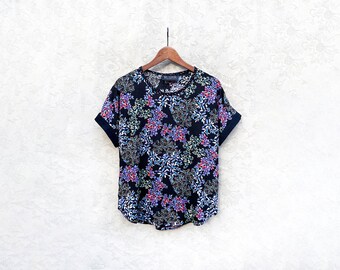 Colorful Floral Black Viscose Blouse, Short Batwing Sleeve Summer Top