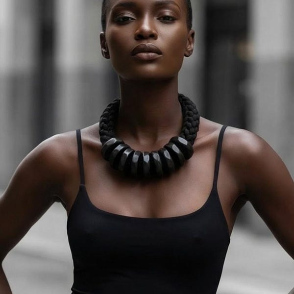 Bulky, black statement necklace, bold, unisex, comfortable to wear