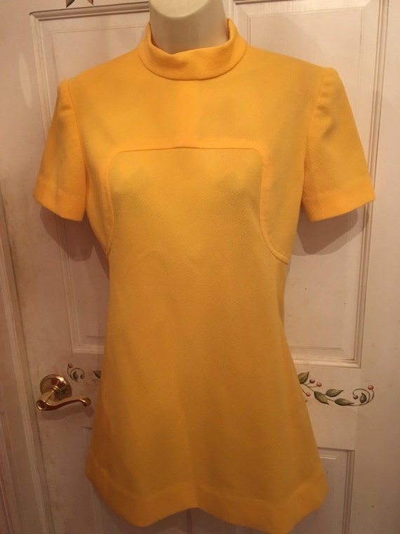 Sunny yellow vintage tunic mod 60s