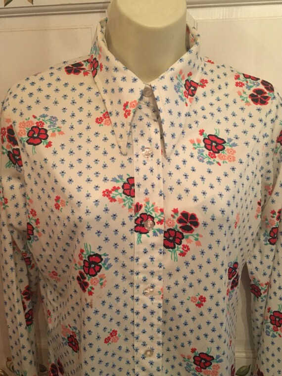 CLASSIC FLORAL PRINT BLOUSE main image 0