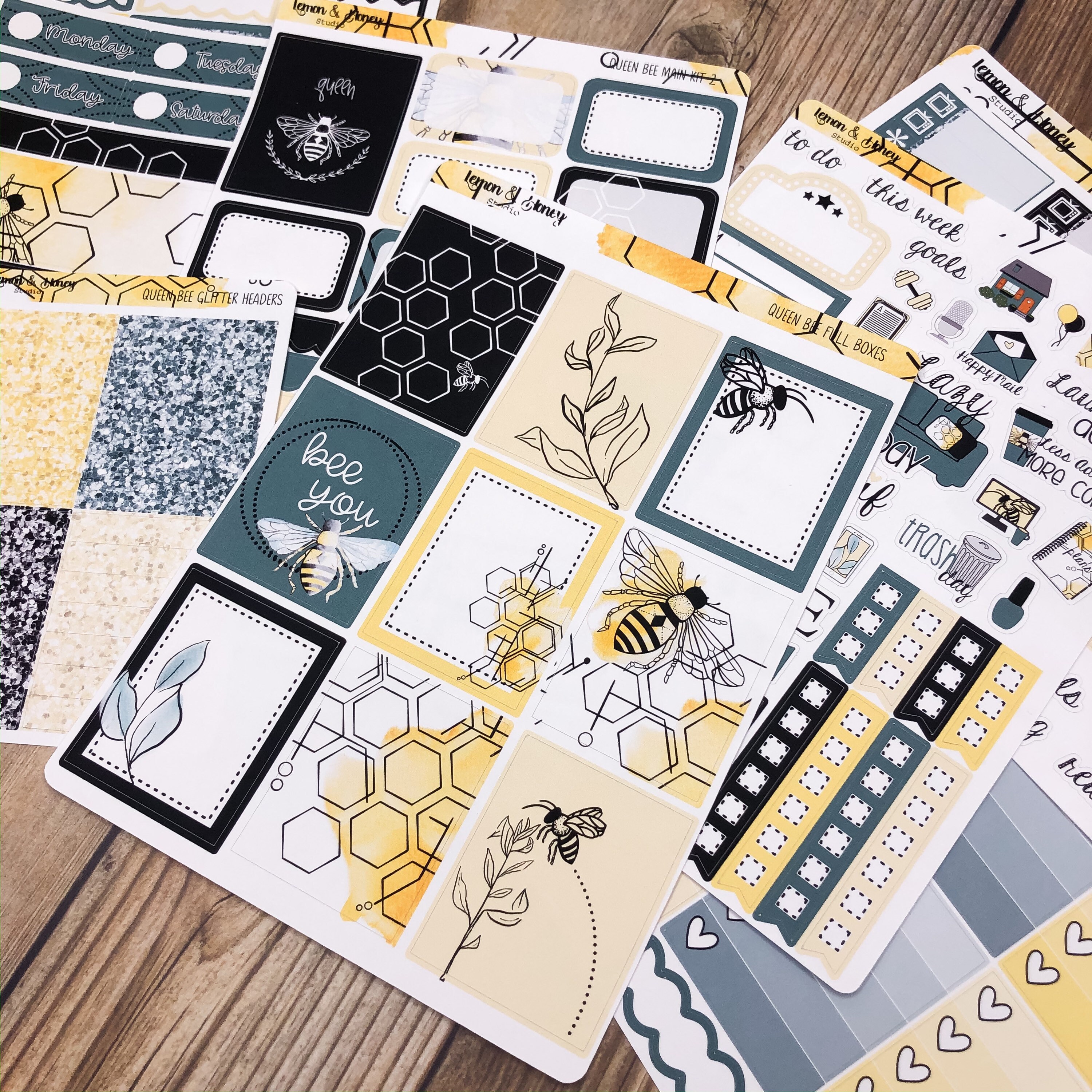 Queen Bee Standard Vertical Weekly Planner Sticker Kit
