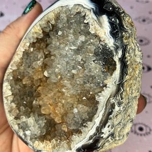 Rare Orca agate raw crystal geode