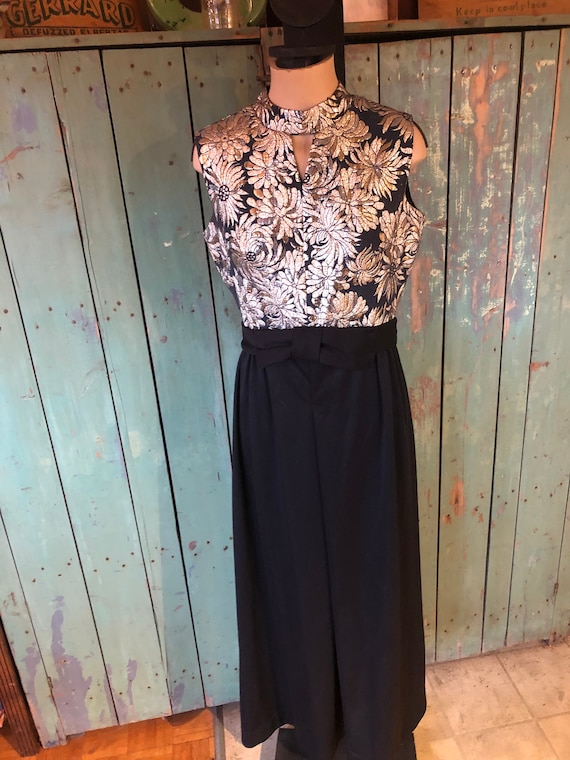 Vintage 1970s Womens Windsor Dress - Metallic Thre
