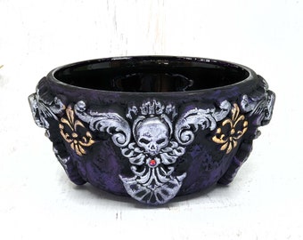 Gothic Skull Apothecary Trinket Bowl, Spooky Witch Witchy Decor, Wiccan Altar Pagan Gift, Witchcraft Offering Catchall Catch All Candy Bowl