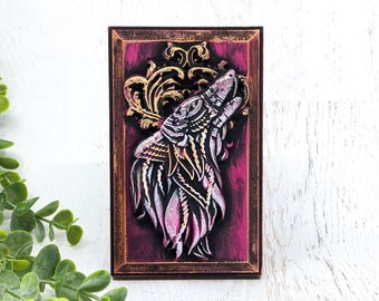 Wolf Wall Plaque, Howling Coyote Dog Witchcore Fairy Wall Art, Sculpture Wall Hanging Witchy Decor Wolf Spirit Witchcraft Gothic Pagan Gift