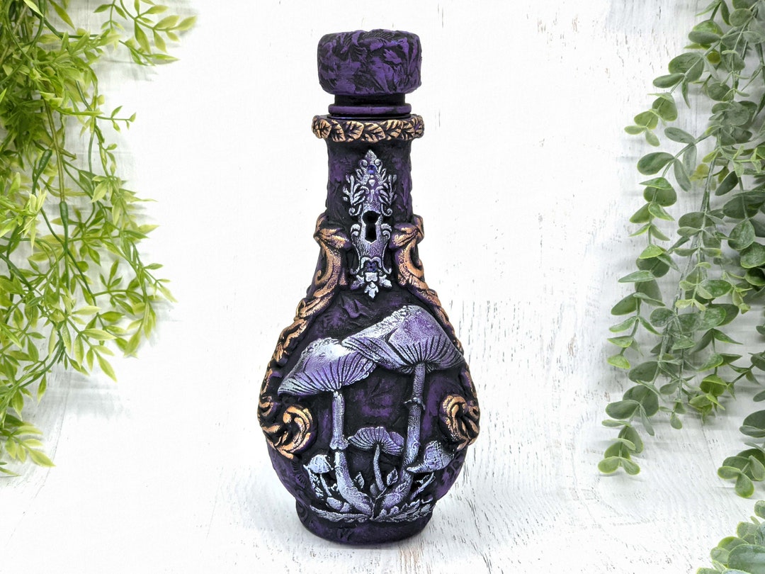 Mushroom Apothecary Jar, Woodland Dark Cottagecore Potion Bottle