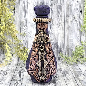 Moon Moth Witch Potion Bottle Apothecary Jar / Witchy Lunar Butteryfly Wiccan Decor Wiccan Altar Statue Art Pagan Altar Witchcraft Talisman