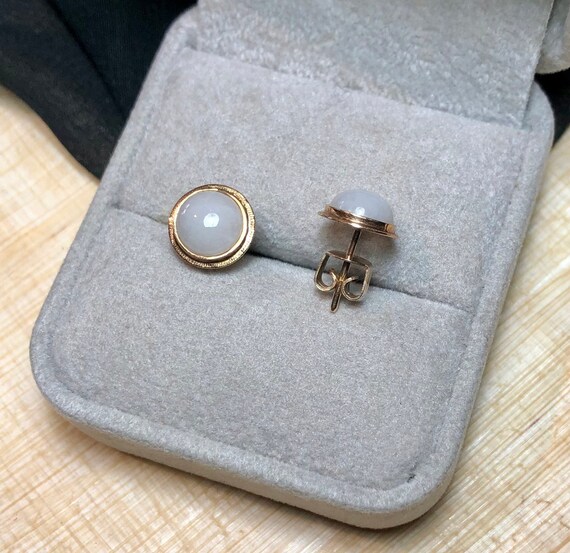 Vintage 14k Gold and White Jadeite Jade Stud Earrings Timeless Classic for everyday 9mm x 9mm diameter fine beaded edge View 6