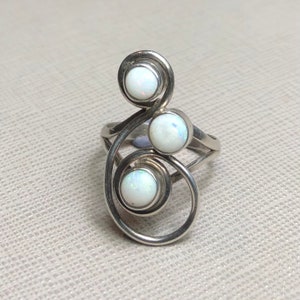 Vintage Opal and Sterling Silver Ring US sz 6.5