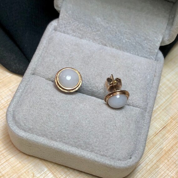 Vintage 14k Gold and White Jadeite Jade Stud Earrings Timeless Classic for everyday 9mm x 9mm diameter fine beaded edge View 3