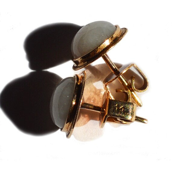 Vintage 14k Gold and White Jadeite Jade Stud Earrings Timeless Classic for everyday 9mm x 9mm diameter fine beaded edge View 4