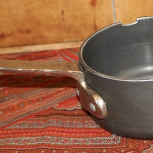 Calphalon, Kitchen, Vintage 2qt Calphalon 502 Frying Pan Saute Saucepan  Sauce Pan