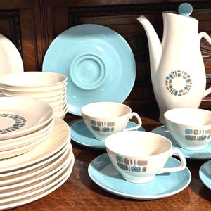 Very Cool Midcentury Modern Temporama Dinnerware by Canonsburg- Atomic Pattern/USA/1970's