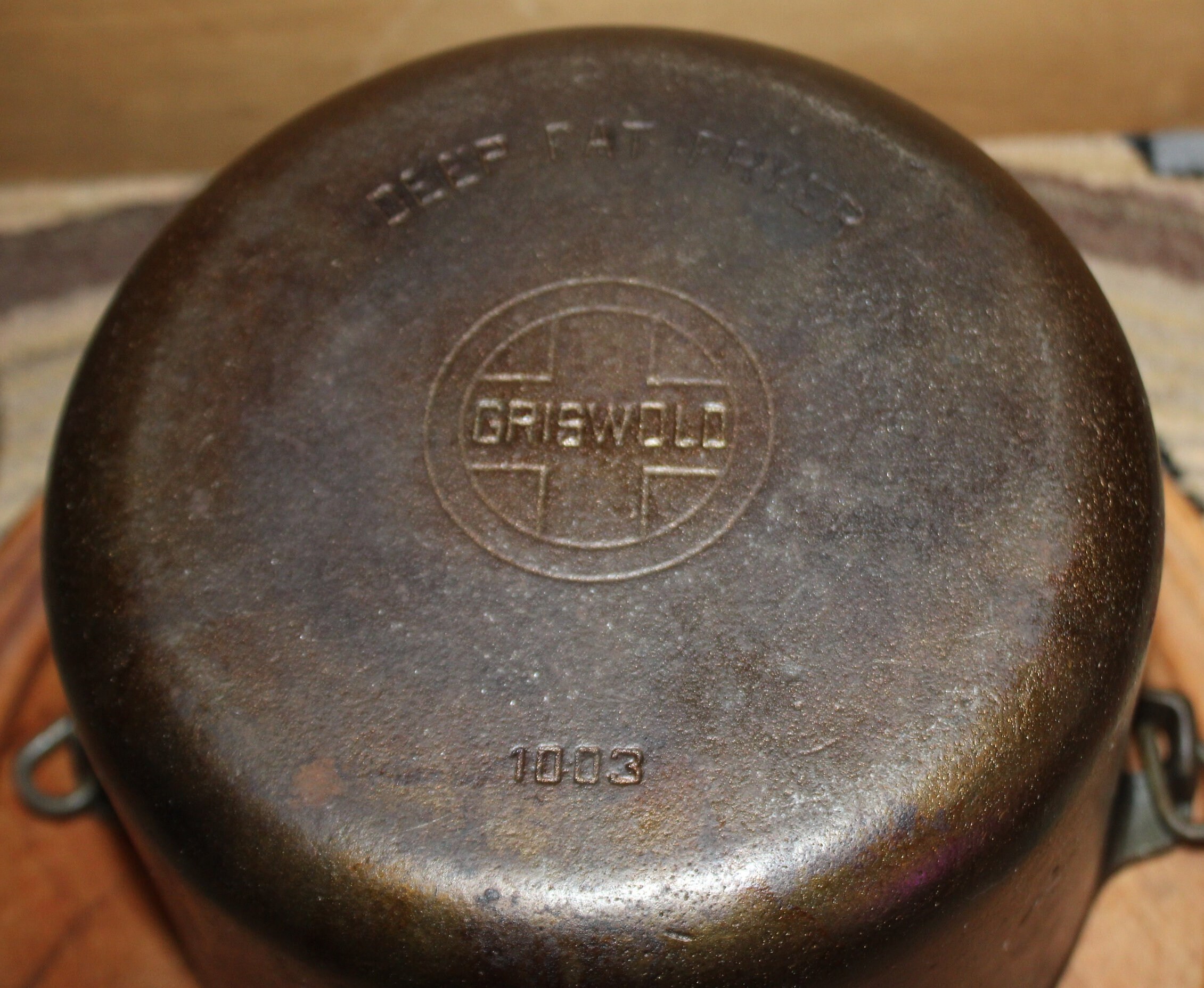 Vintage Griswold Cast Iron Deep Fat Fryer With Basket Insert 1003 Great Condition With Original
