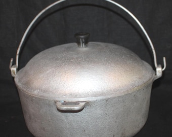 Vintage Cast Aluminum Club Hammer Craft 4.5 Quart Stock Pot - Bread Baking & Stews