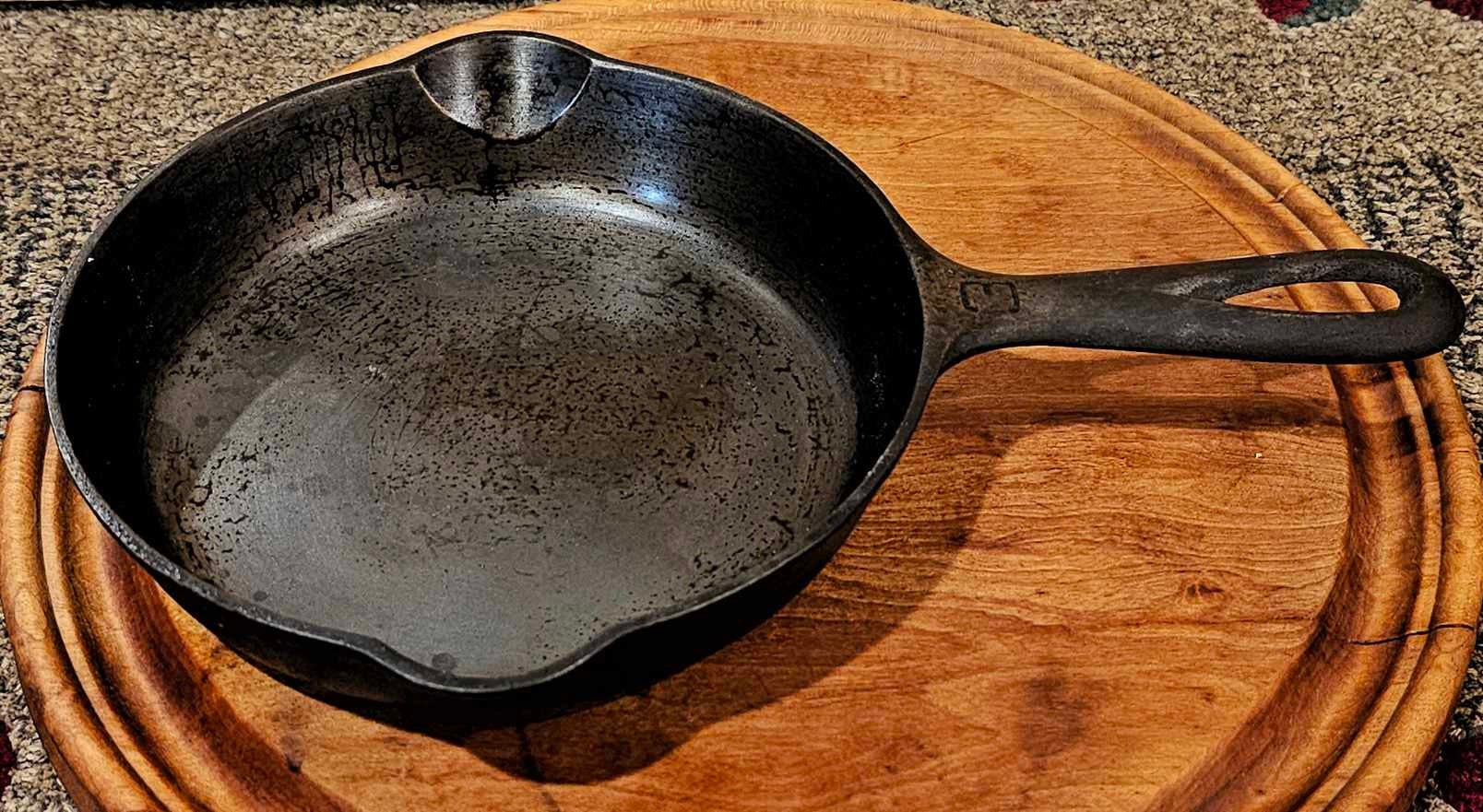 Vintage Cast Iron Danish Aebleskiver Muffin Poached Egg Skillet Pan Country  Farm