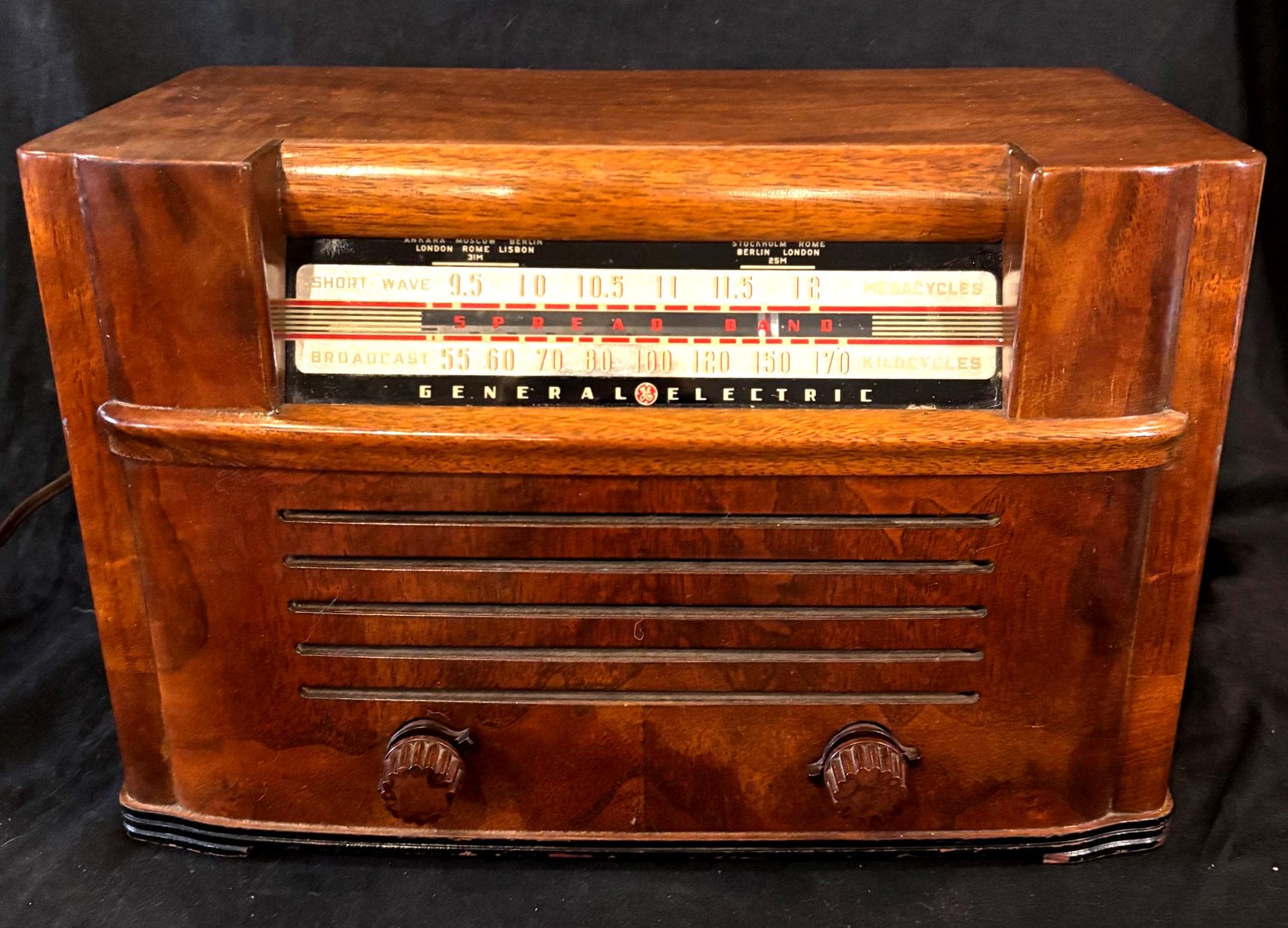Art Deco Style Radio - Etsy